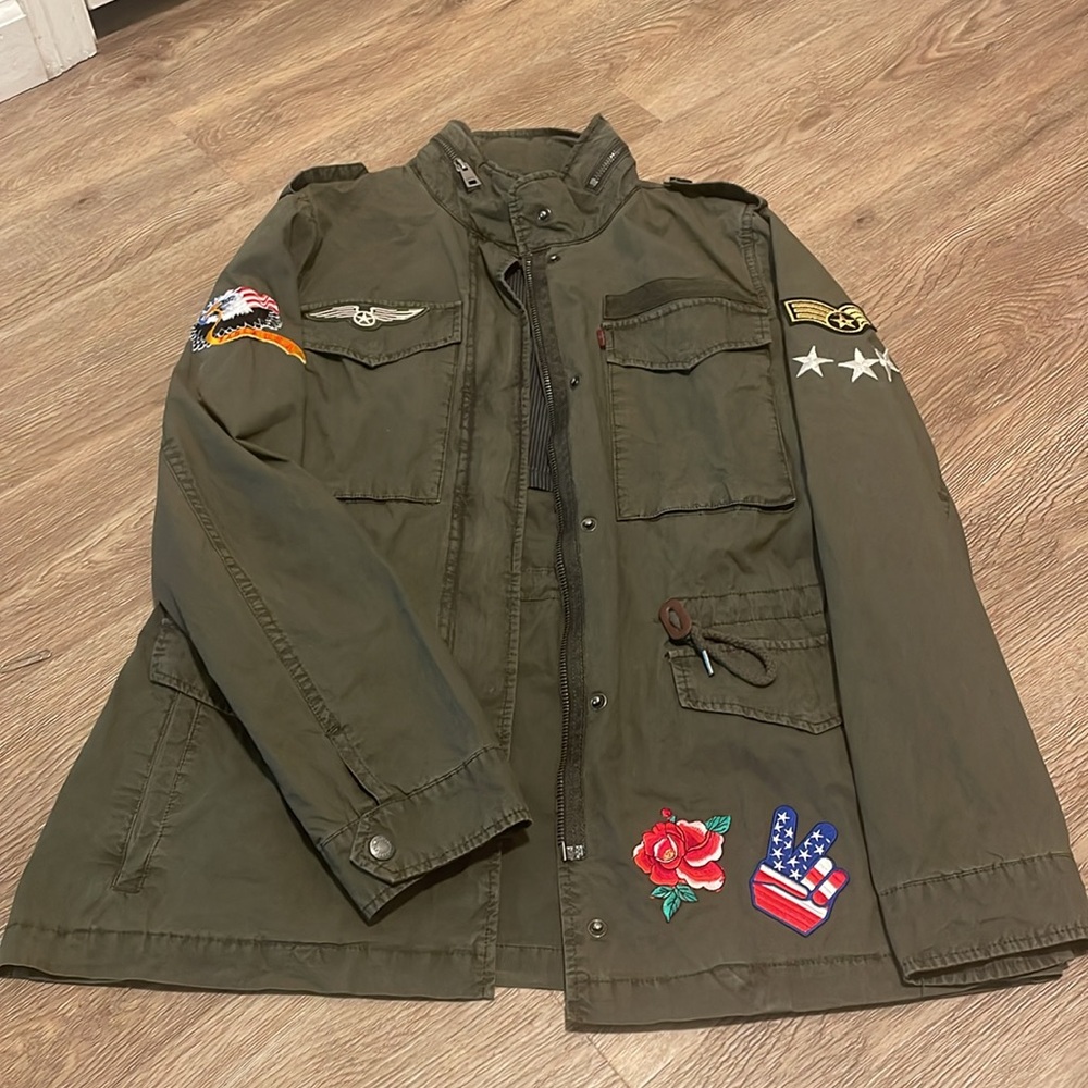 Levi jacket size small - Picture 3 of 6